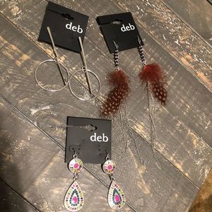 2 for $20 Sale! 🌺 NEW Deb Earring Set